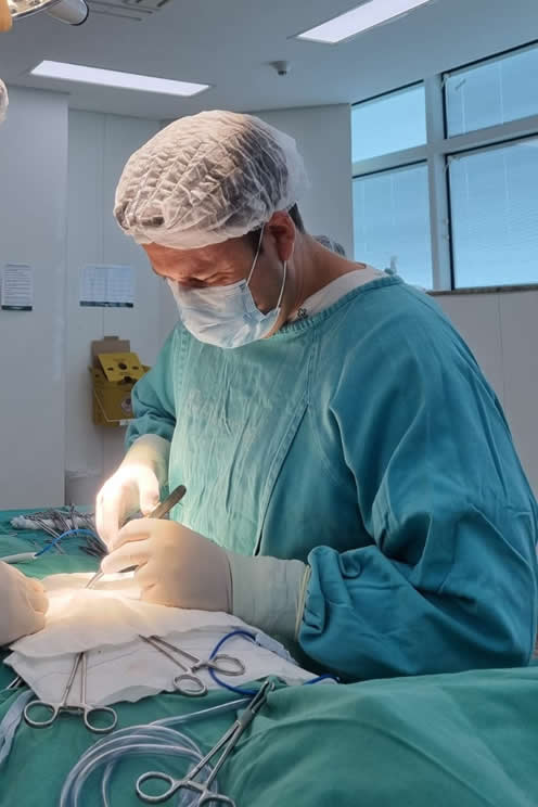 DR Roger Lage